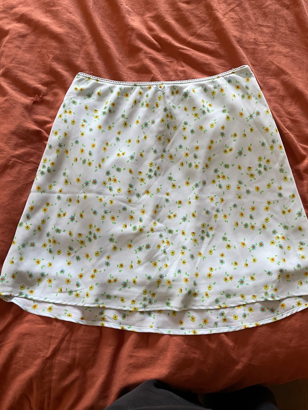 wild fable White Top with Green Label